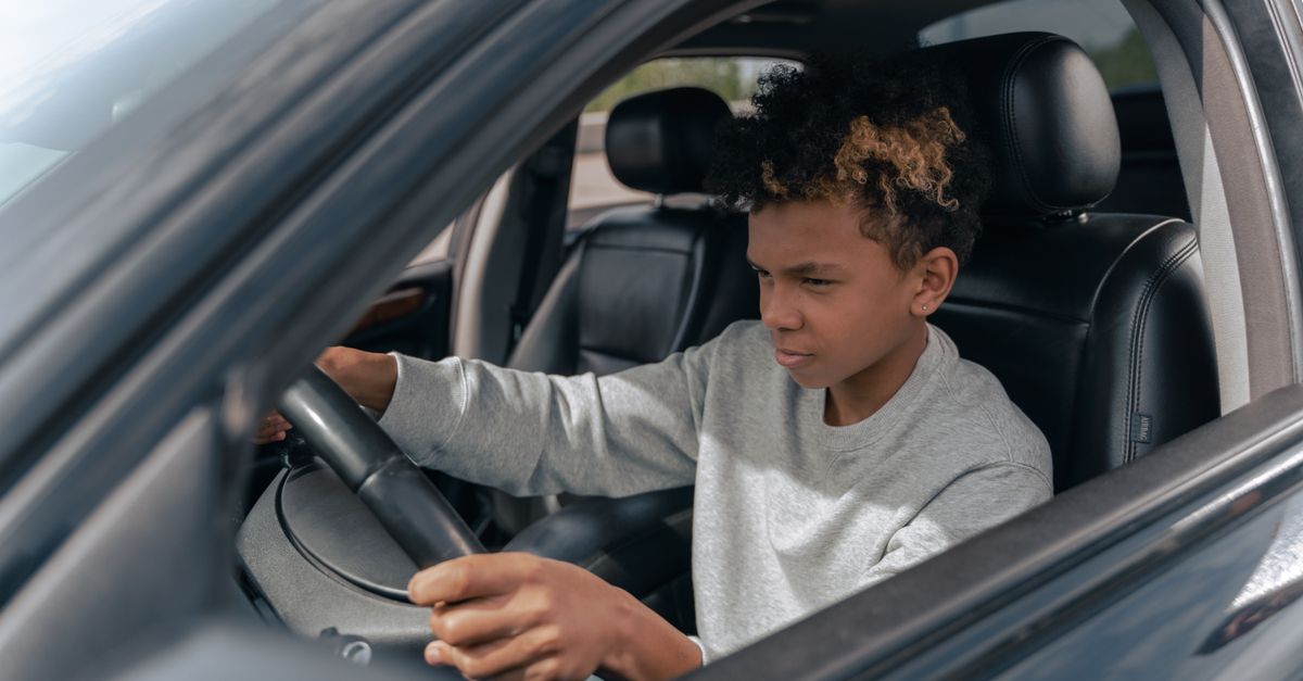 How Testimonials Shape the Reputation of Local Driving Schools
