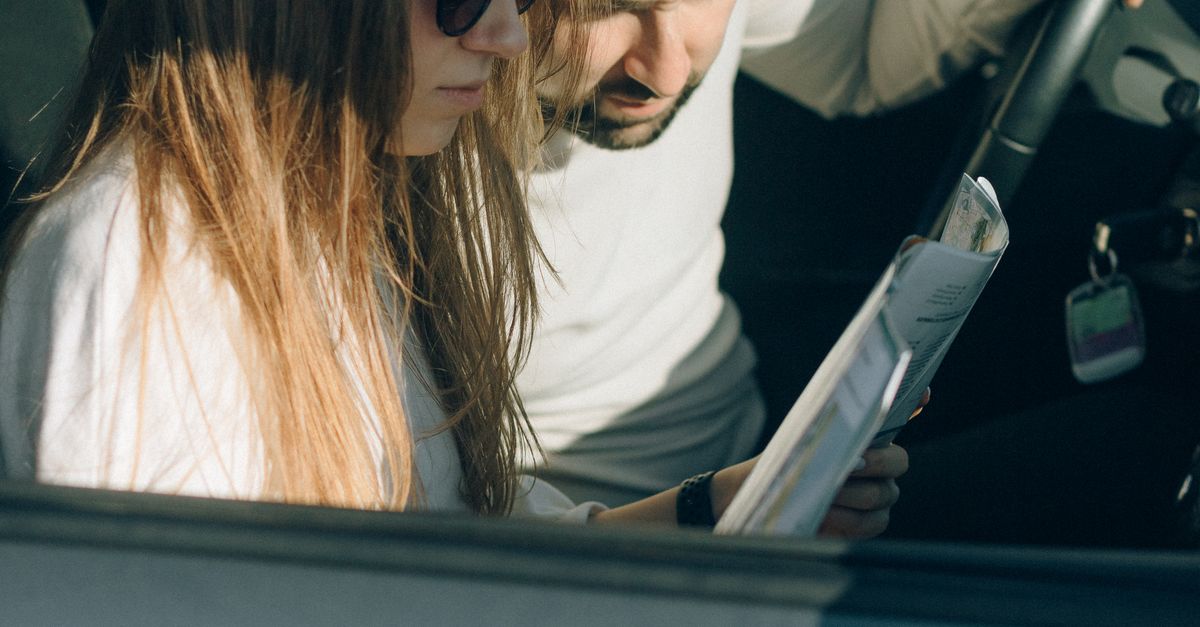 Understanding the Importance of Student Reviews in Choosing a Driving Instructor